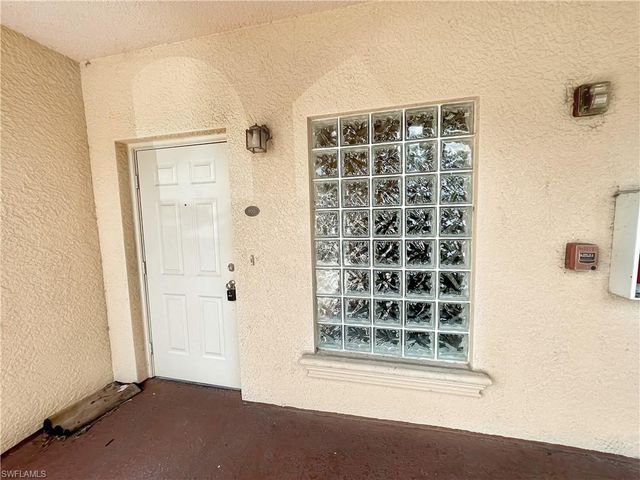 4172 Castilla CIR 105, Fort Myers, FL 33916