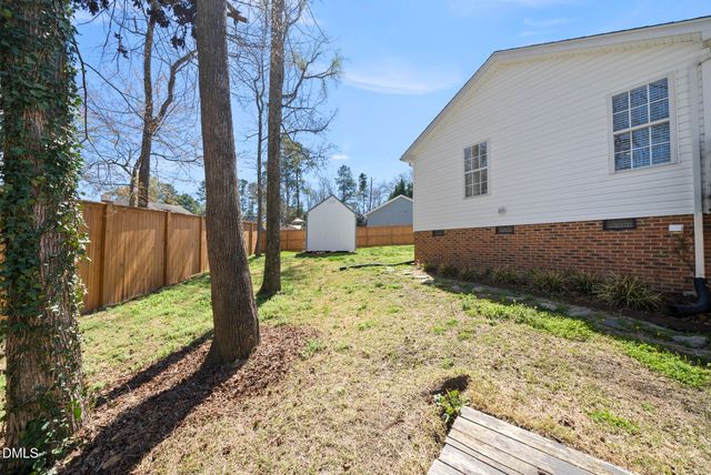 906 Calumet Drive, Durham, NC 27704