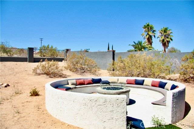 7112 Mecca Road, Joshua Tree, CA 92252
