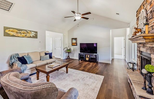 100 Ridgefield Lane, Greer, SC 29651