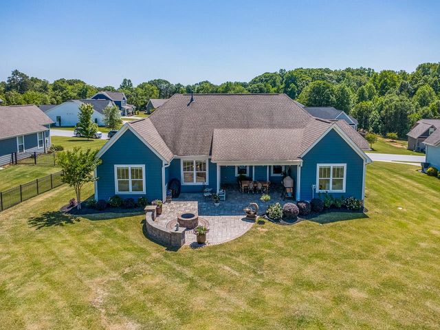 100 Ridgefield Lane, Greer, SC 29651