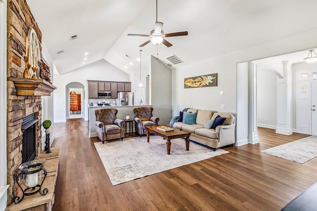 100 Ridgefield Lane, Greer, SC 29651