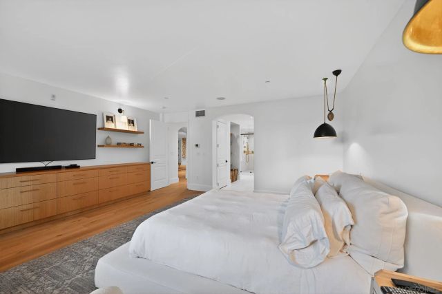 1040 Genter Street 203, La Jolla, CA 92037