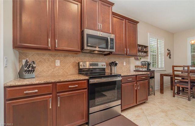 3200 Magnolia Landing LN, North Fort Myers, FL 33917