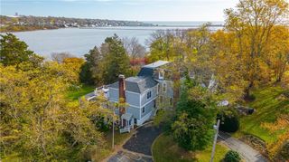 44 Bliss Mine Road 4, Middletown, RI 02842