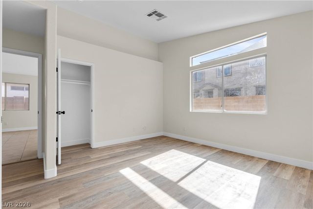 7257 Golden Star Avenue, Las Vegas, NV 89130