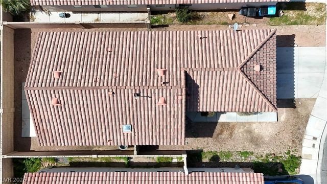 7257 Golden Star Avenue, Las Vegas, NV 89130