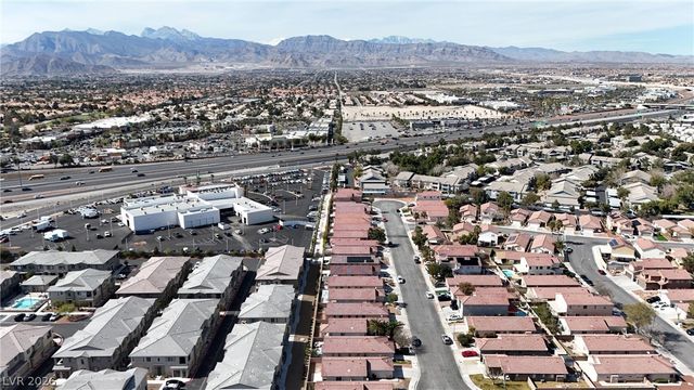 7257 Golden Star Avenue, Las Vegas, NV 89130