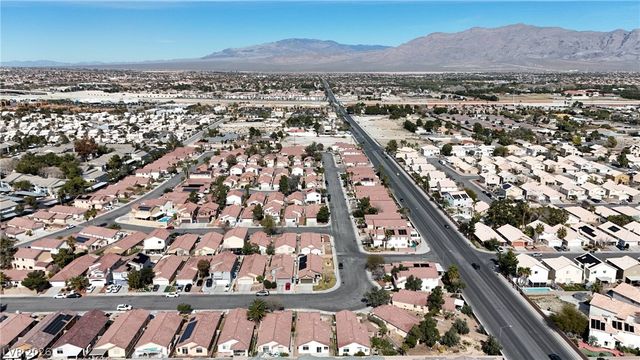7257 Golden Star Avenue, Las Vegas, NV 89130