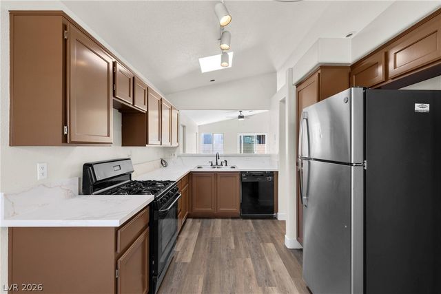 7257 Golden Star Avenue, Las Vegas, NV 89130