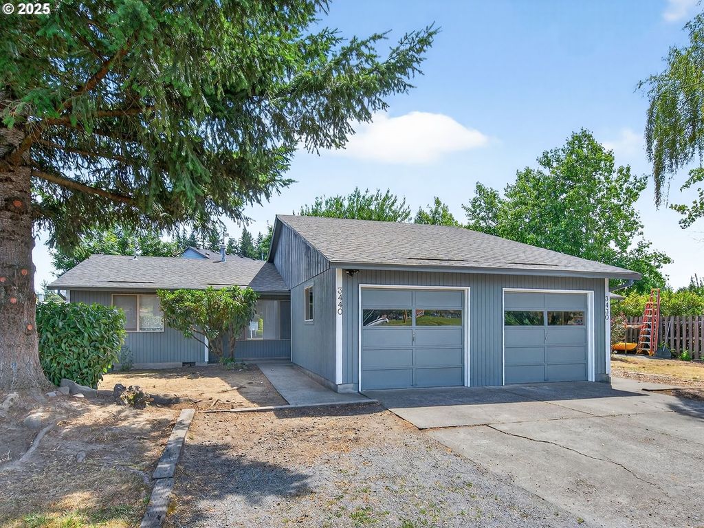 3430 Ne DIVISION St, Gresham, OR 97030