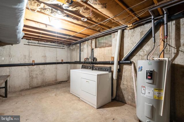 330 N LIBERTY ST, Coopersburg, PA 18036