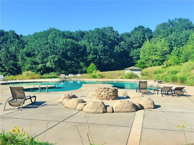 102 Natural Springs, Belton, SC 29627