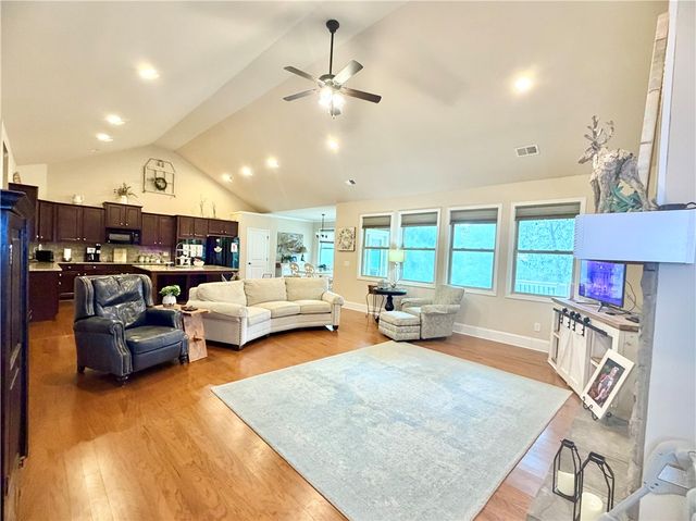 102 Natural Springs, Belton, SC 29627