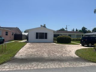 1632 NE 56th Court, Fort Lauderdale, FL 33334