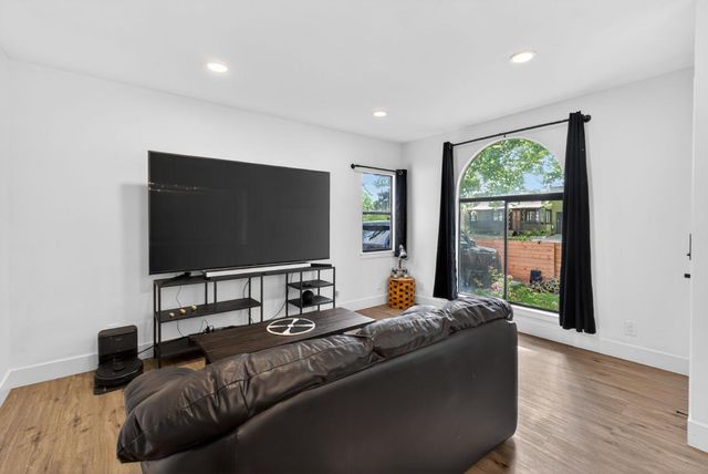 1552 Virginia Ave, West Sacramento, CA 95691