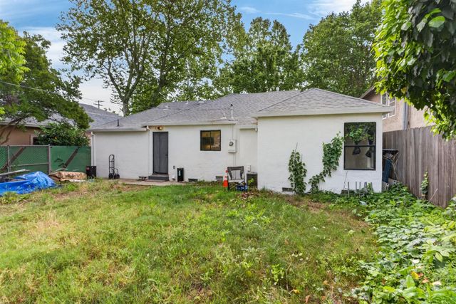 1552 Virginia Ave, West Sacramento, CA 95691