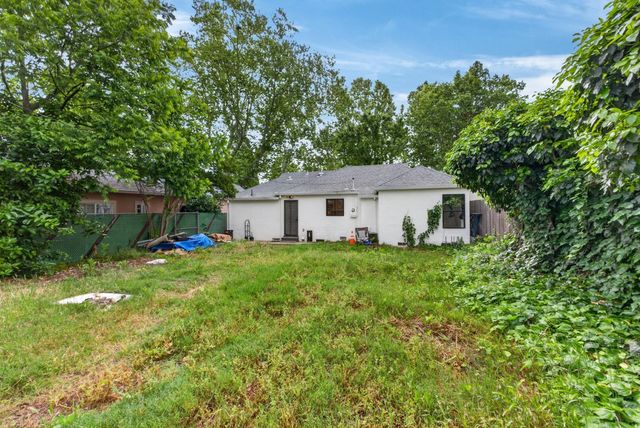 1552 Virginia Ave, West Sacramento, CA 95691