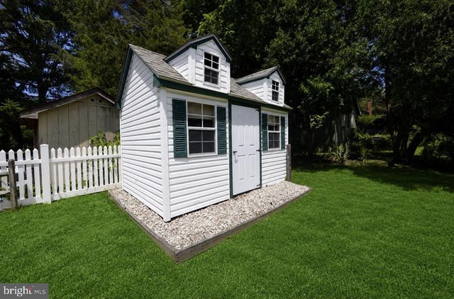 4 MCCLAIN AVE, Medford, NJ 08055