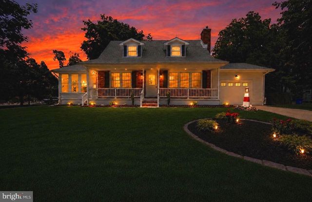 4 MCCLAIN AVE, Medford, NJ 08055