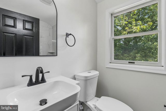 2620 MATTHEWS DR, Parkville, MD 21234