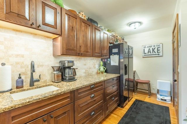 N1682 Washington AVENUE, Lake Geneva, WI 53147