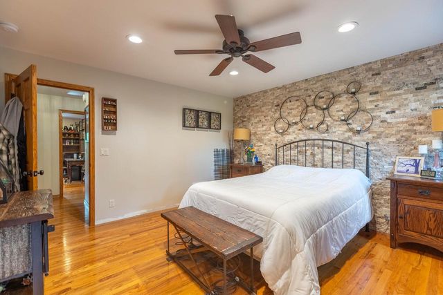 N1682 Washington AVENUE, Lake Geneva, WI 53147