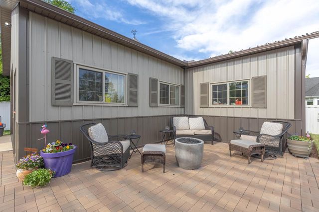 N1682 Washington AVENUE, Lake Geneva, WI 53147