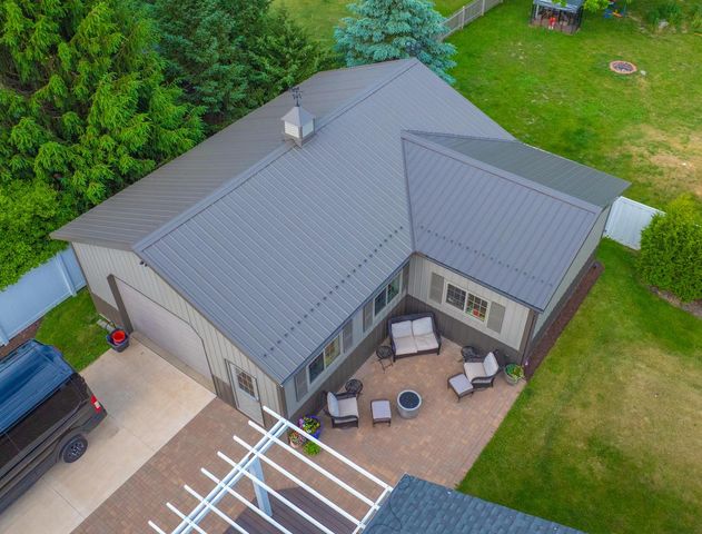 N1682 Washington AVENUE, Lake Geneva, WI 53147