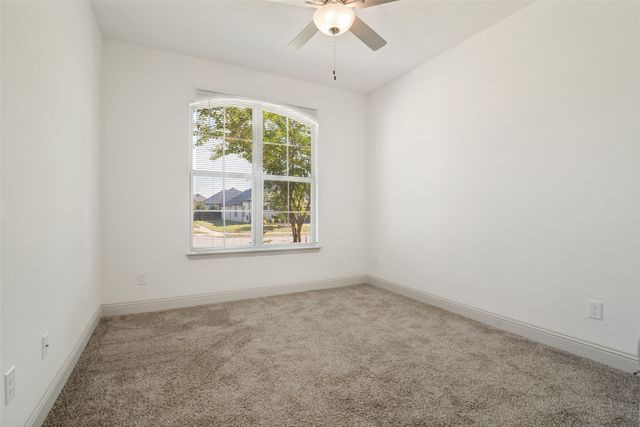 352 Cyprus Grove Drive, Lavon, TX 75166