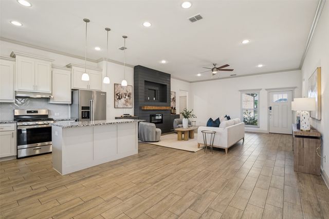 352 Cyprus Grove Drive, Lavon, TX 75166