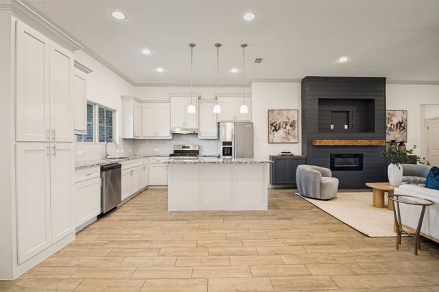 352 Cyprus Grove Drive, Lavon, TX 75166