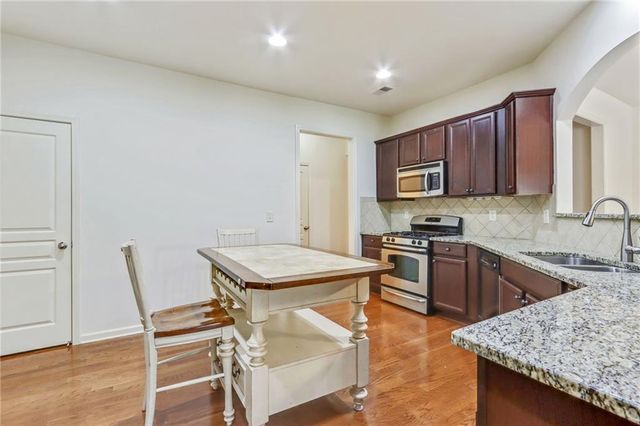 3034 Cross Creek Drive, Cumming, GA 30040