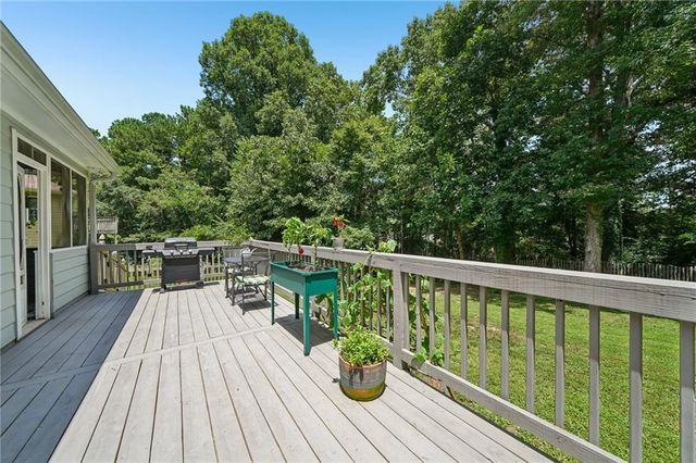 1602 Cagle Court, Lawrenceville, GA 30045