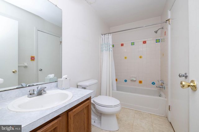 24 CAROLINA CT, Wilmington, DE 19808