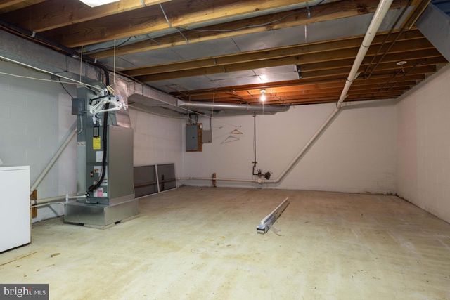 24 CAROLINA CT, Wilmington, DE 19808