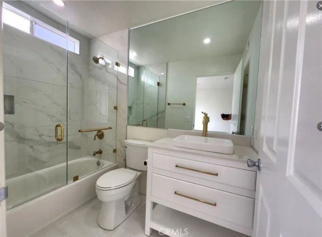 14631 Dickens Street 11, Sherman Oaks, CA 91403