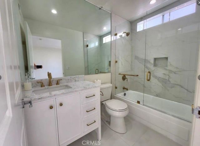 14631 Dickens Street 11, Sherman Oaks, CA 91403