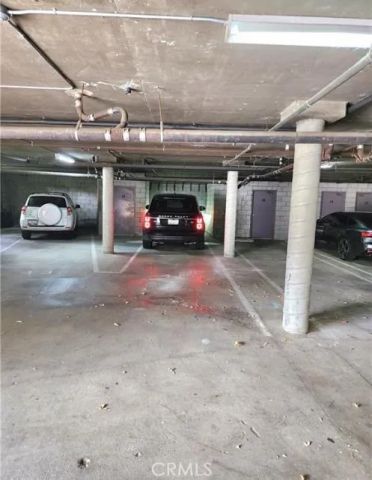 14631 Dickens Street 11, Sherman Oaks, CA 91403