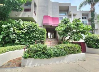 14631 Dickens Street 11, Sherman Oaks, CA 91403