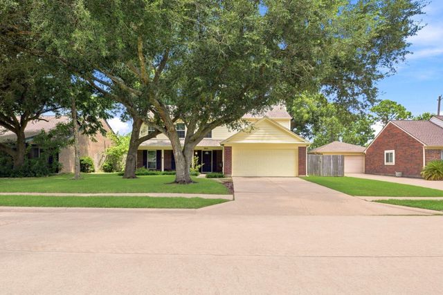 5211 Spring Circle Drive, Pearland, TX 77584