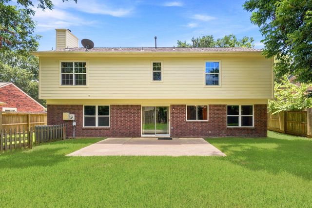 5211 Spring Circle Drive, Pearland, TX 77584