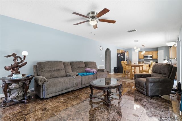 7199 N Gretchen Way, Citrus Springs, FL 34434