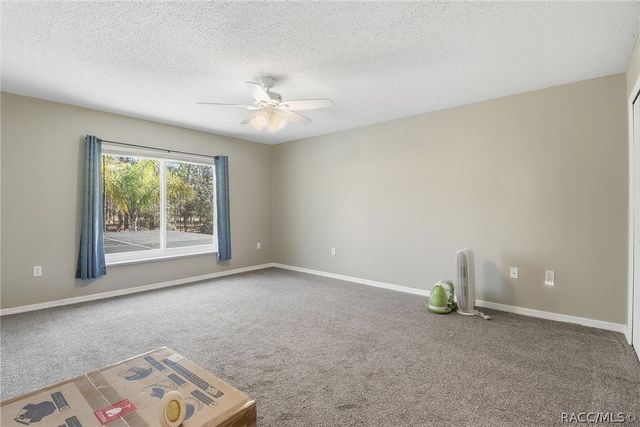 7199 N Gretchen Way, Citrus Springs, FL 34434