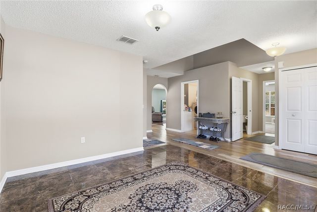 7199 N Gretchen Way, Citrus Springs, FL 34434