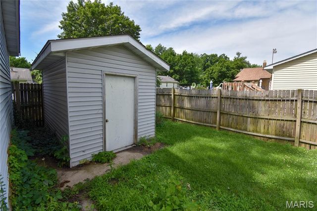 208 Wisconsin Avenue, Alton, IL 62002