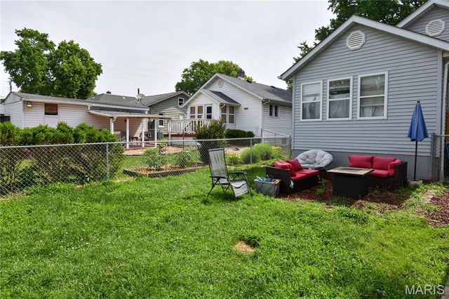 208 Wisconsin Avenue, Alton, IL 62002
