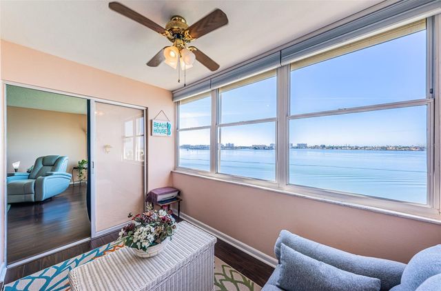 4750 COVE CIRCLE 605, St Petersburg, FL 33708