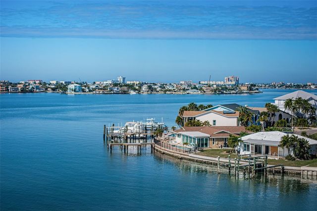 4750 COVE CIRCLE 605, St Petersburg, FL 33708