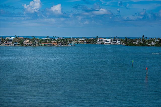 4750 COVE CIRCLE 605, St Petersburg, FL 33708